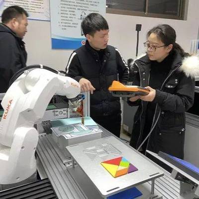 1+X工業(yè)機(jī)器人操作與運(yùn)維職業(yè)技能等級(jí)證書師資培訓(xùn)班順利開班 助力職業(yè)技能培訓(xùn)新發(fā)展